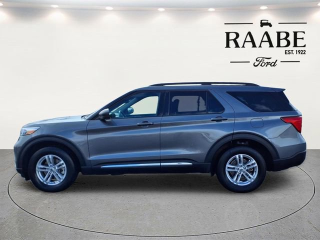 Used 2023 Ford Explorer XLT w/ Equipment Group 202A image 4