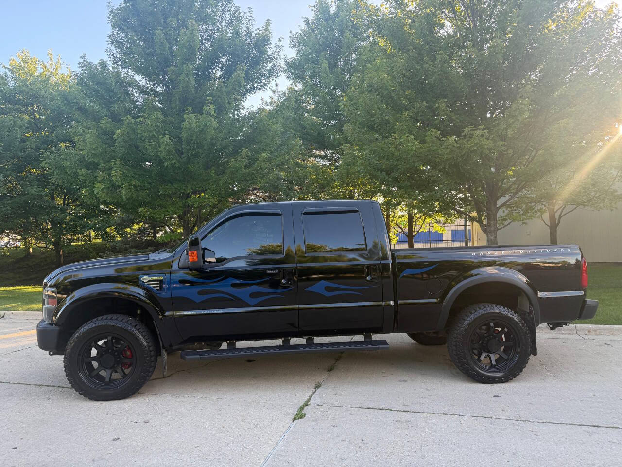 Used 2009 Ford F350 Lariat AWD/4WD image 10