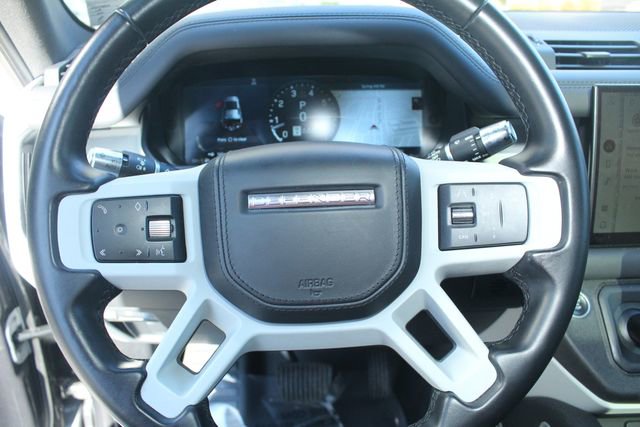 Used 2022 Land Rover Defender 110 X-Dynamic HSE image 17