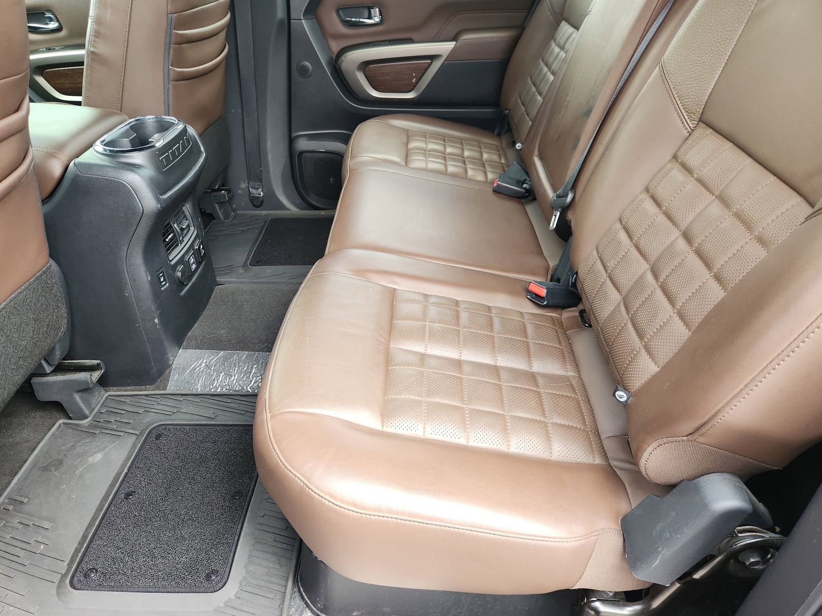 Used 2020 Nissan Titan Platinum Reserve w/ Protection Package 2 AWD/4WD image 35