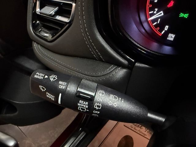 Used 2022 Dodge Durango Citadel RWD image 38