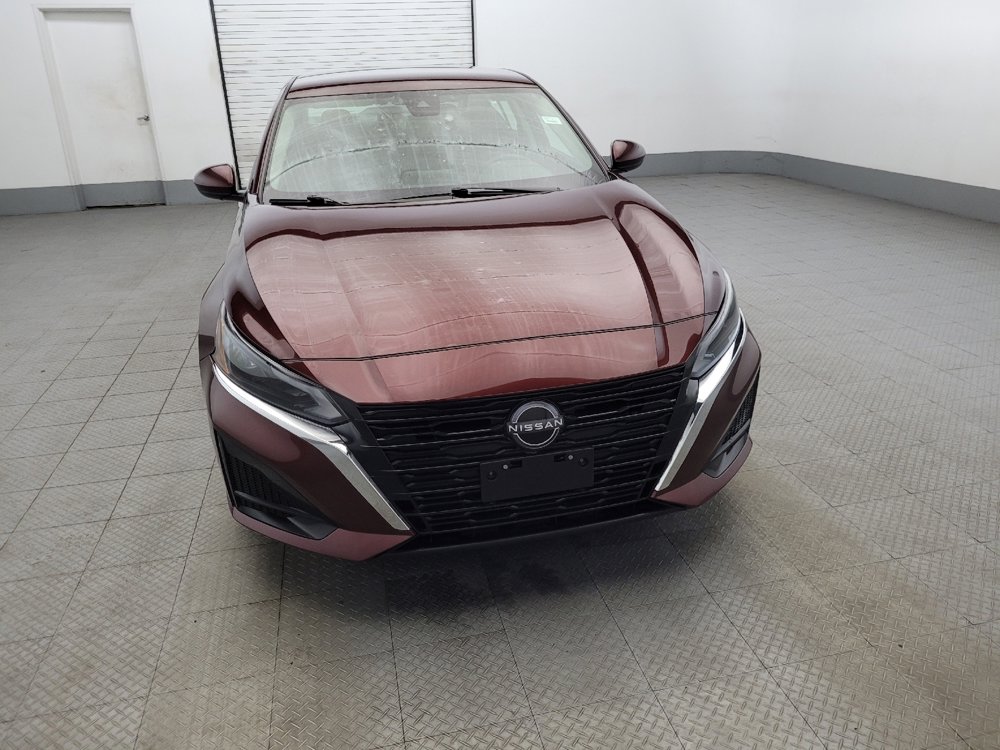 Used 2023 Nissan Altima 2.5 SV image 14