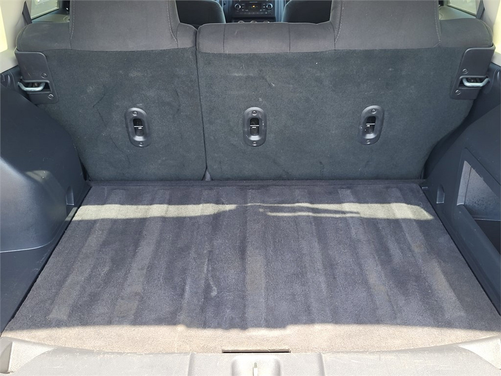 Used 2016 Jeep Patriot Sport FWD image 5