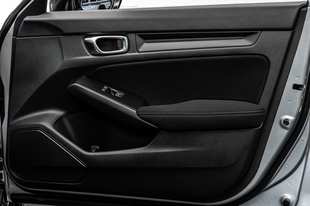 Used 2025 Honda Civic Sport image 19