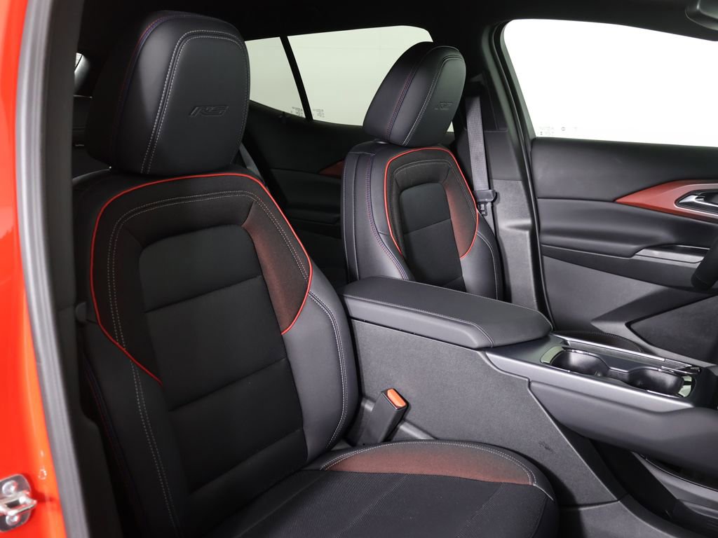 Used 2024 Chevrolet Equinox EV RS image 27