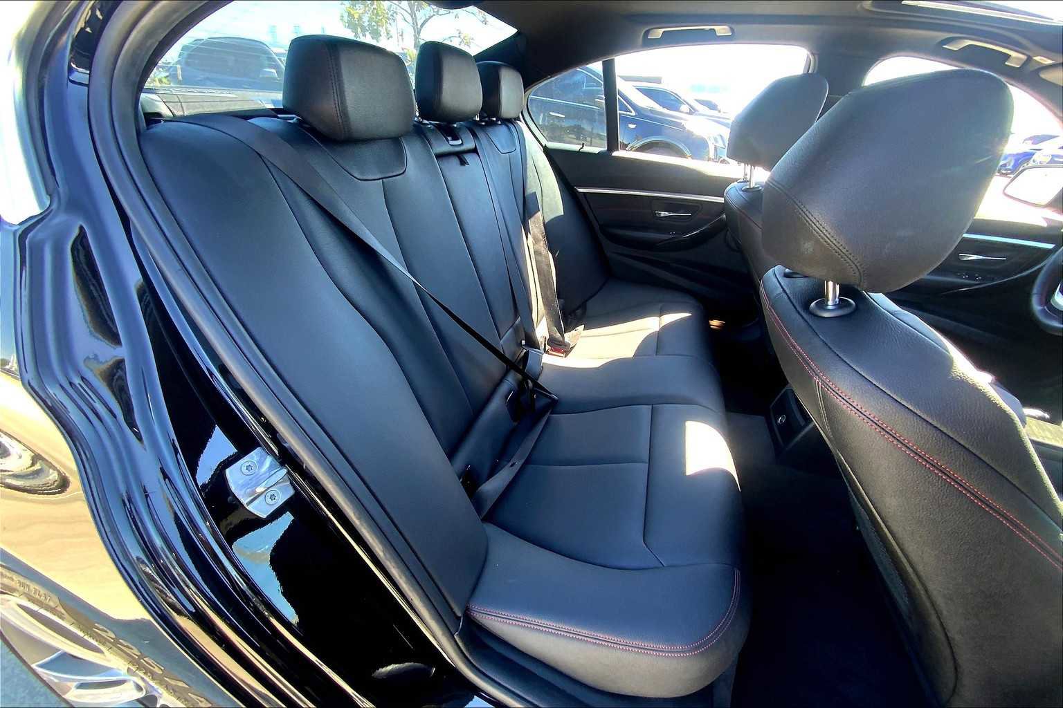 Used 2017 BMW 330e image 19