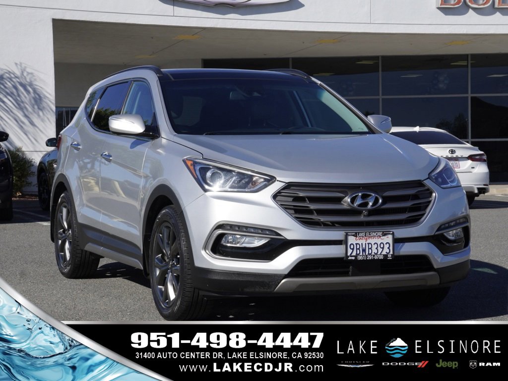 Used 2017 Hyundai Santa Fe Sport w/ 2.0T Ultimate Tech Package 05