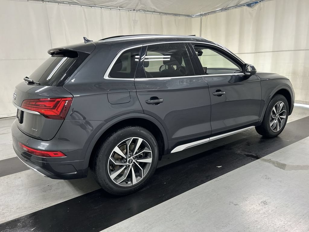 Used 2021 Audi Q5 2.0T Premium Plus w/ Premium Plus Package AWD/4WD image 2