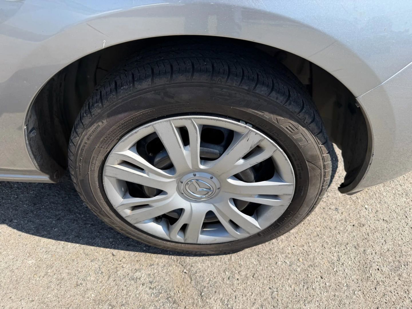 Used 2012 MAZDA MAZDA2 Sport image 27