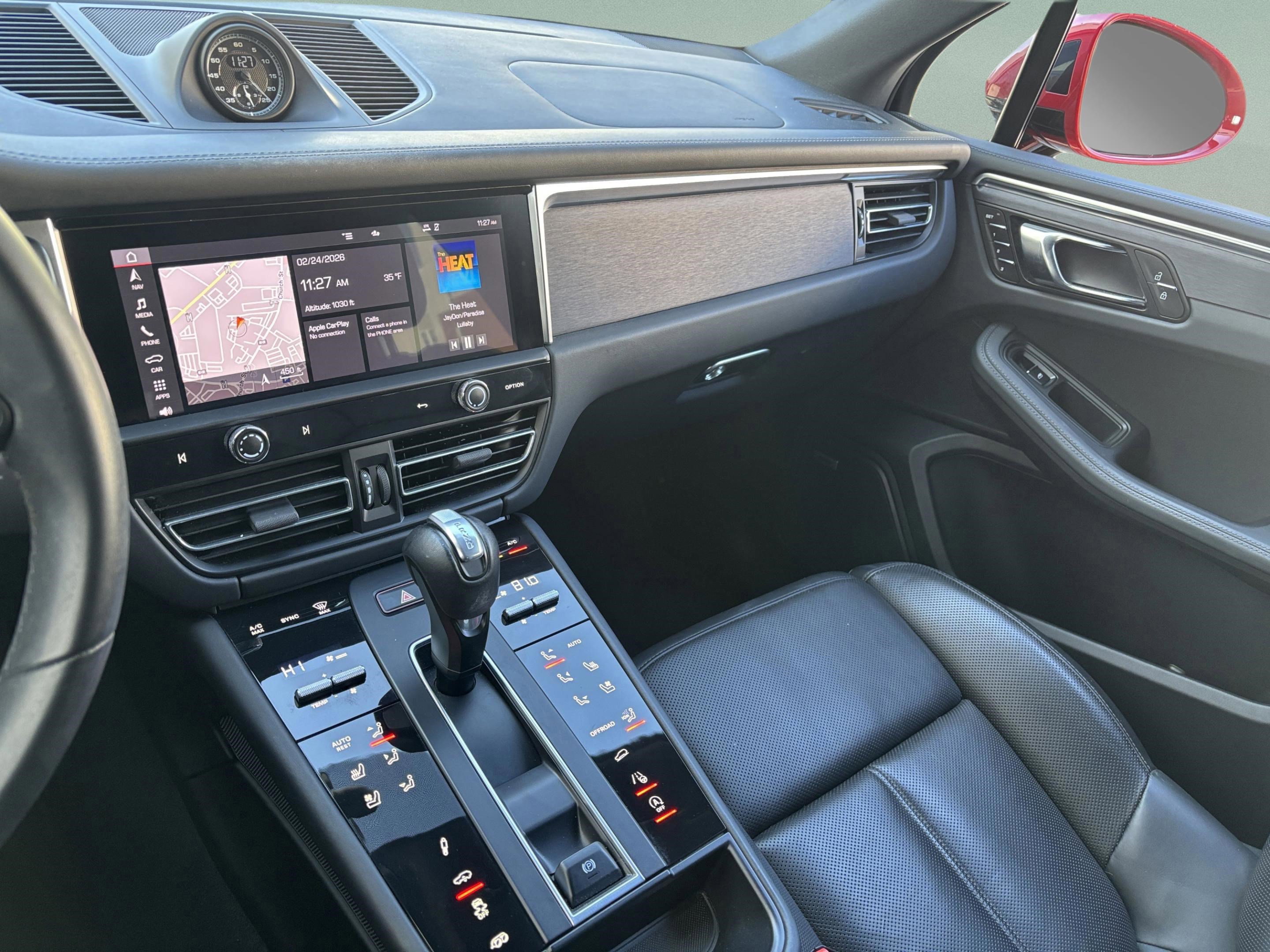 Used 2022 Porsche Macan GTS image 27