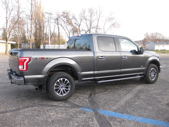 Used 2017 Ford F150 XLT w/ Equipment Group 302A Luxury image 6