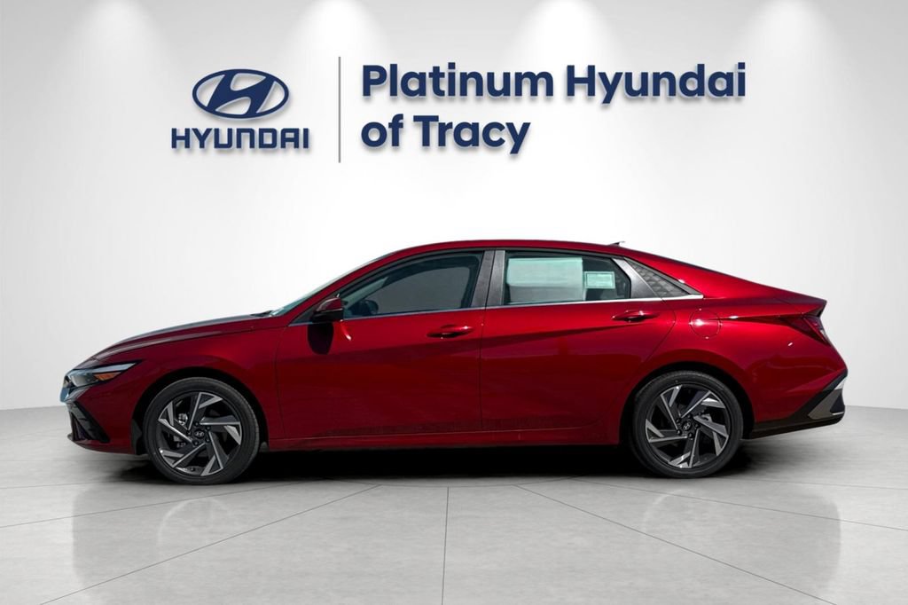New 2026 Hyundai Elantra Limited FWD image 7