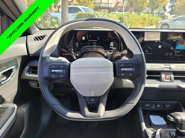 New 2025 Kia K4 GT-Line w/ GT-Line Sunroof Package image 12