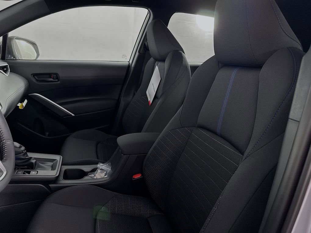 New 2026 Toyota Corolla Cross SE image 32