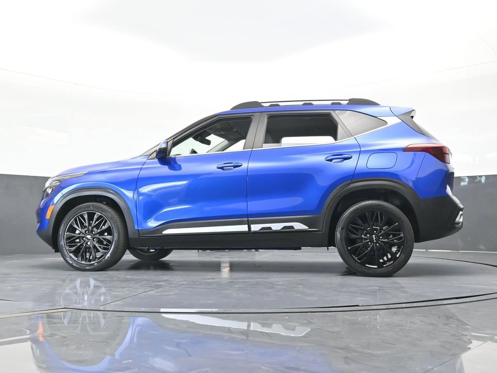 Used 2022 Kia Seltos Nightfall Edition image 56