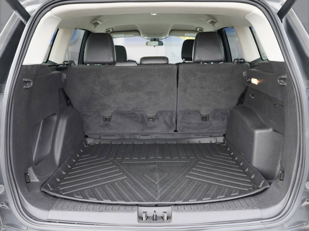 Used 2019 Ford Escape SEL image 25
