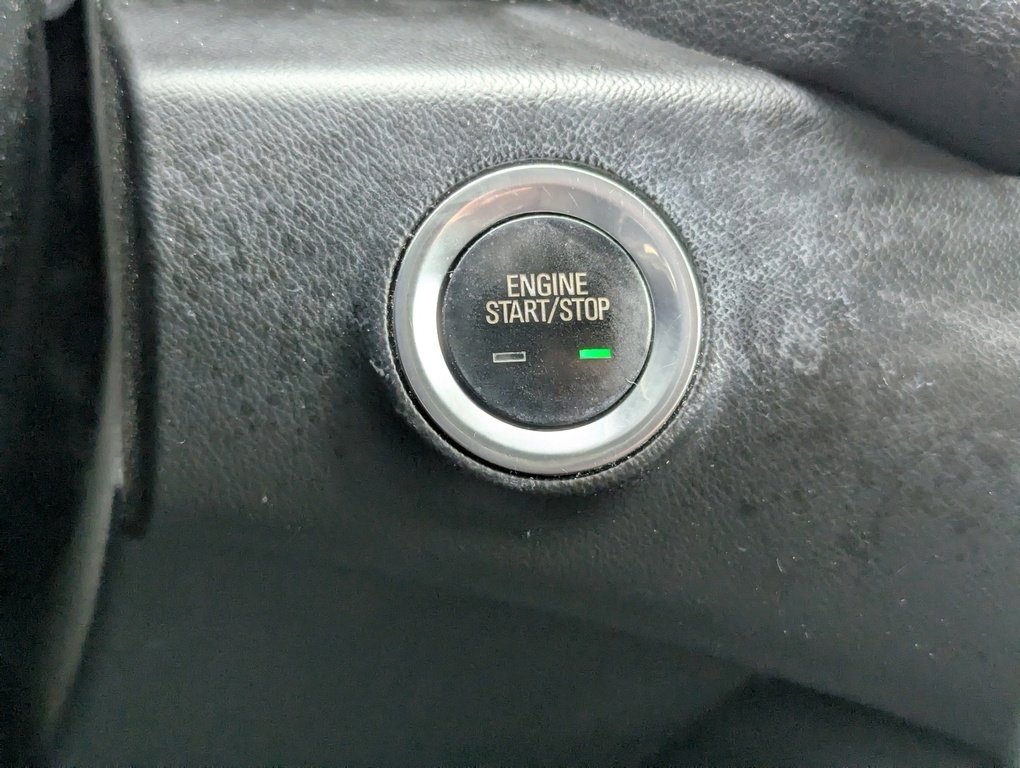 Used 2021 GMC Terrain SLE w/ Driver Convenience Package image 32