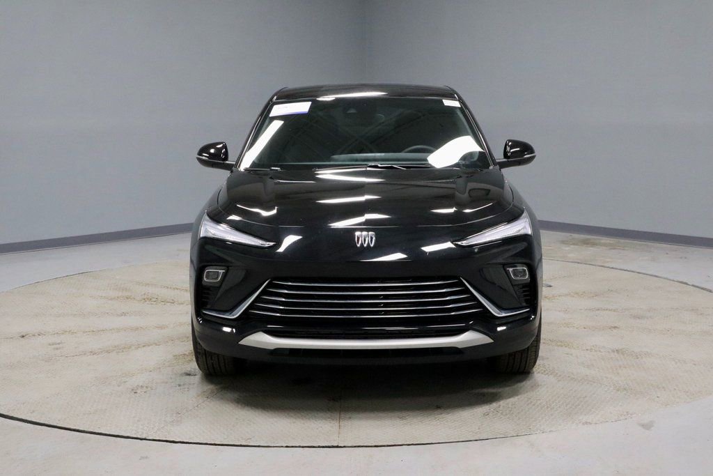 Used 2025 Buick Envista Preferred w/ Convenience II Package image 5