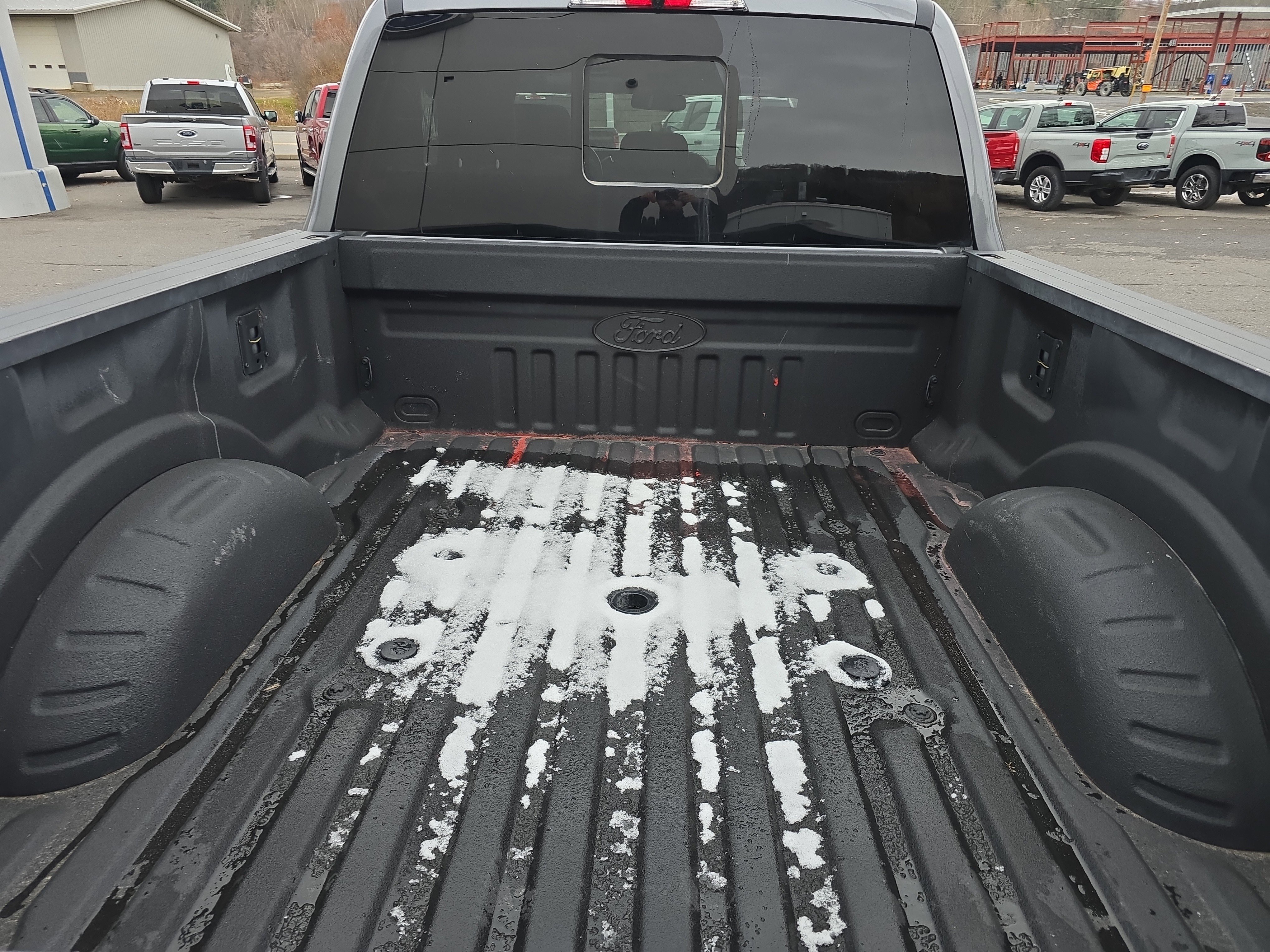 Used 2024 Ford F350 Platinum image 5