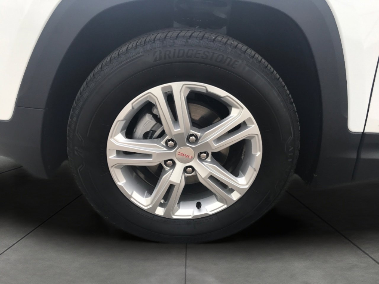 Certified 2024 GMC Terrain SLE w/ Driver Convenience Package AWD/4WD image 26