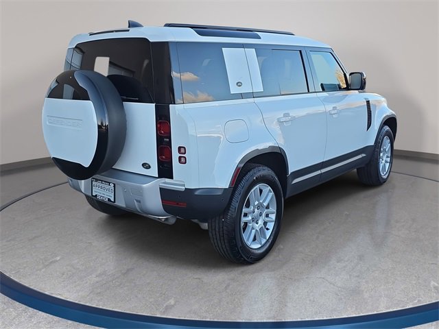 Used 2023 Land Rover Defender 110 S image 5