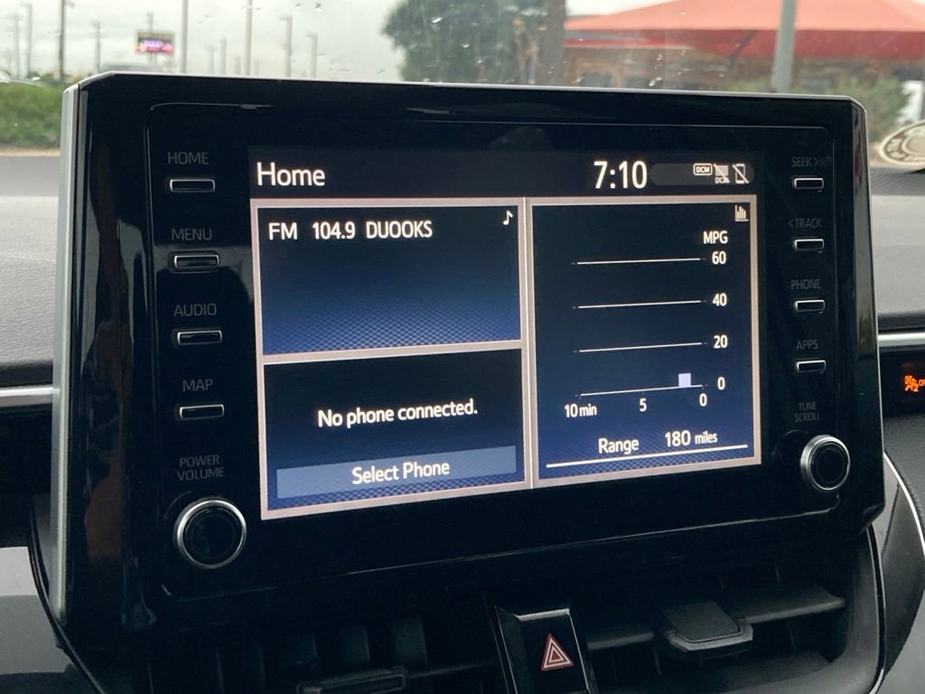 Used 2020 Toyota Corolla LE FWD image 19