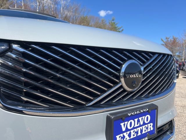 New 2026 Volvo XC90 B6 Plus w/ Protection Package Premier AWD/4WD image 11