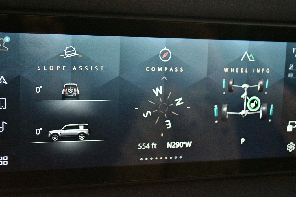 Used 2023 Land Rover Defender 110 X-Dynamic SE image 53