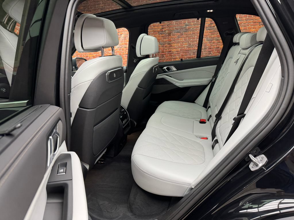 Certified 2026 BMW X5 xDrive40i w/ Climate Comfort Package AWD/4WD image 24