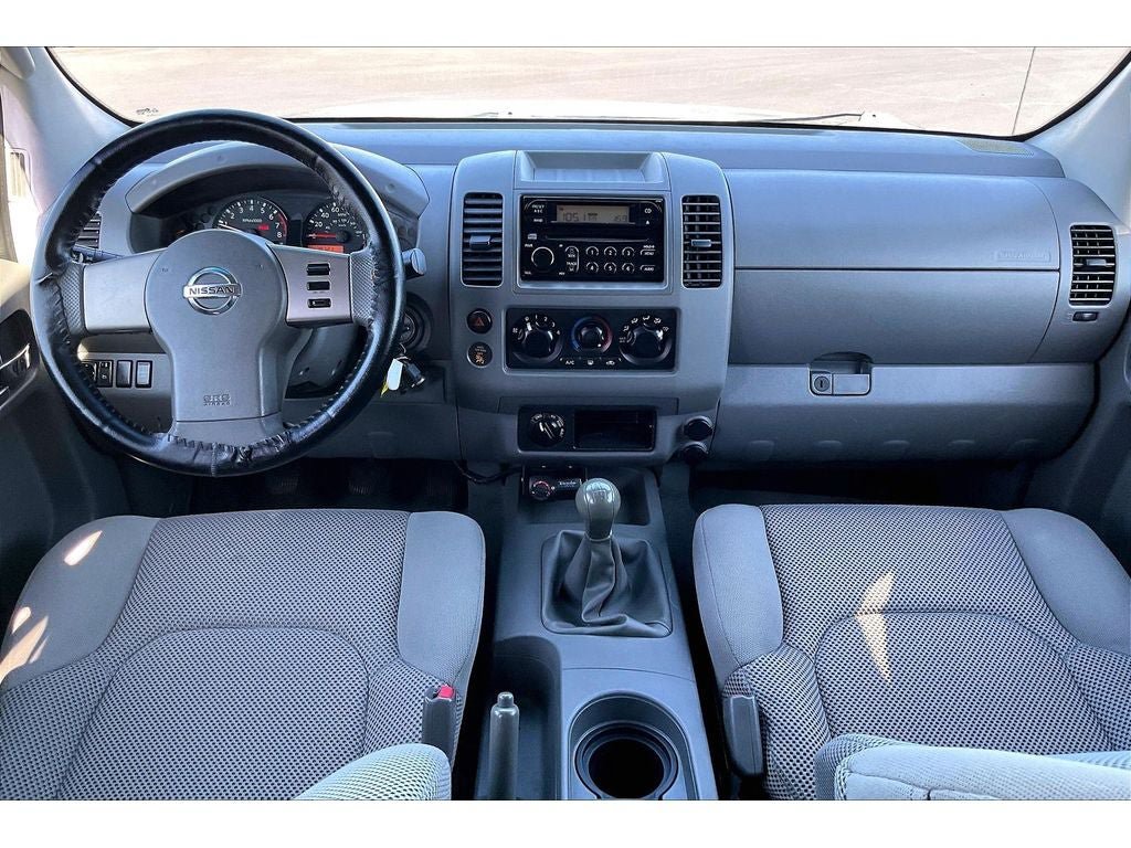Used 2007 Nissan Frontier SE w/ SE Value Truck Pkg AWD/4WD image 17