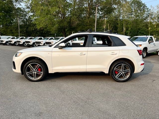 Used 2024 Audi Q5 e Prestige w/ Prestige Package image 9