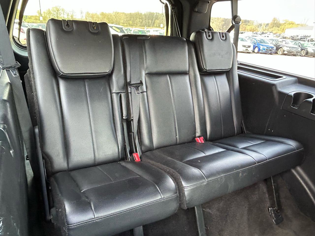 Used 2015 Ford Expedition EL XLT w/ Equipment Group 202A RWD image 13