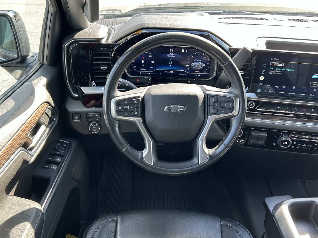 Used 2022 Chevrolet Silverado 1500 RST AWD/4WD image 13