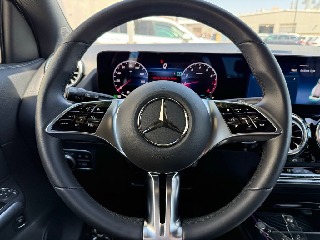 Used 2025 Mercedes-Benz GLA 250 image 13