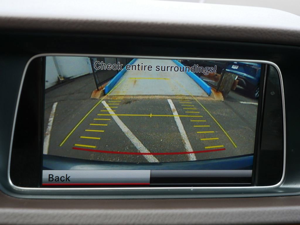 Used 2014 Mercedes-Benz E 350 4MATIC Sedan image 27