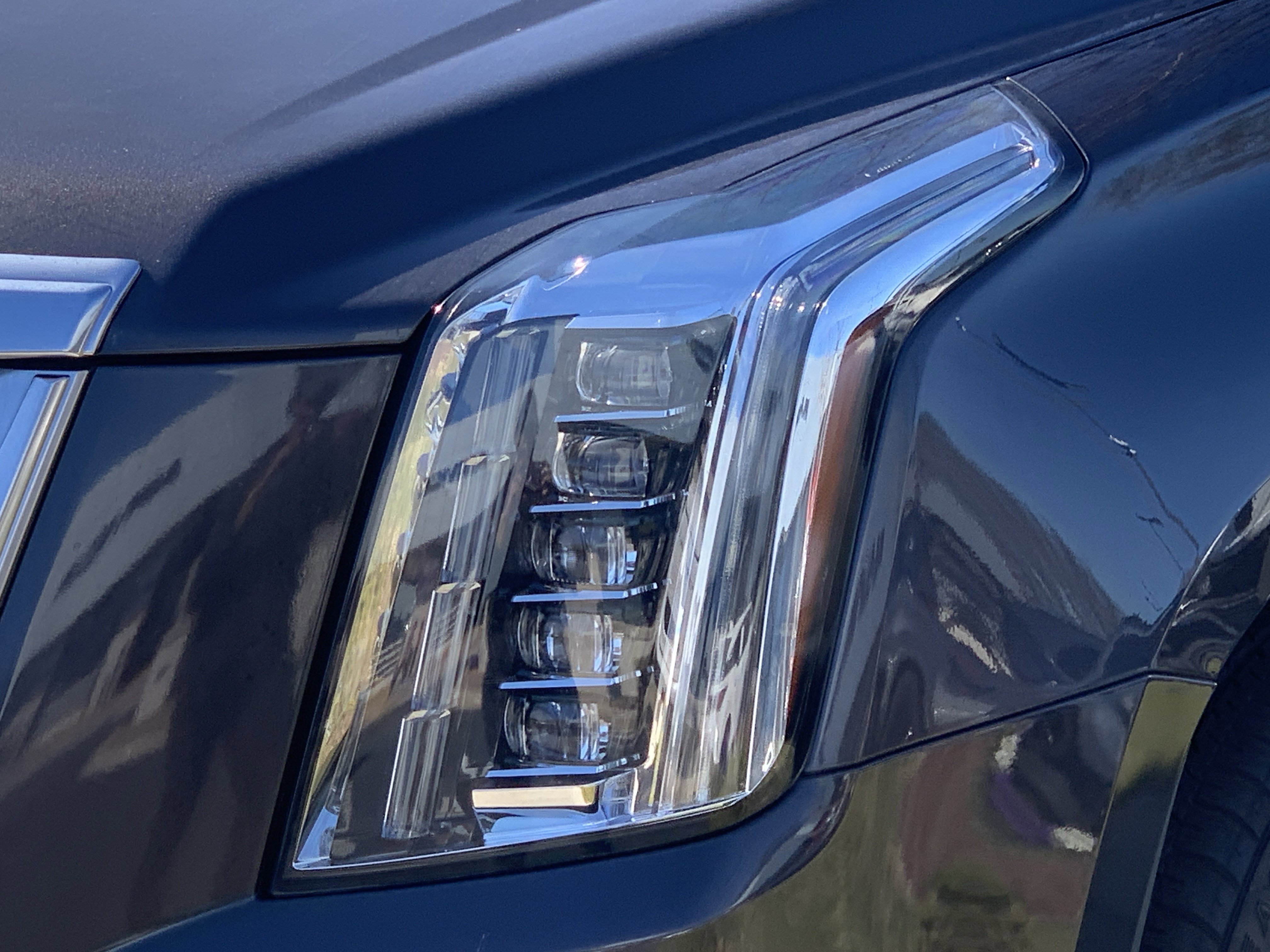 Used 2017 Cadillac Escalade Platinum image 6