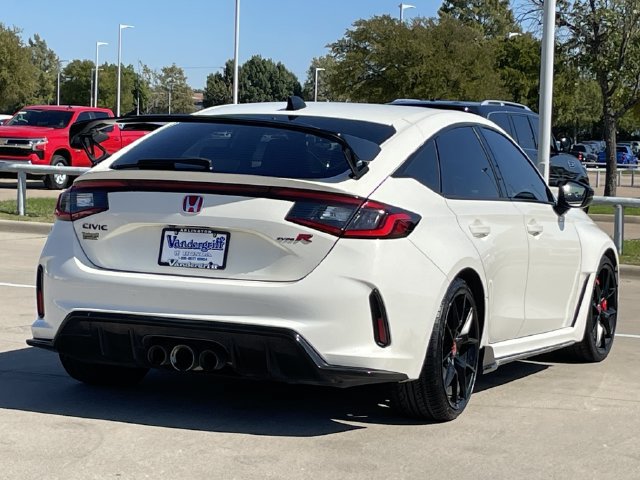 Used 2024 Honda Civic Type R image 4
