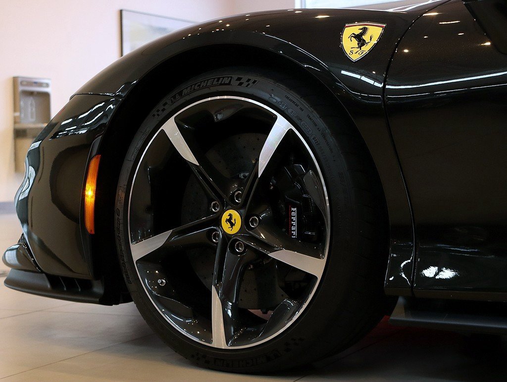Certified 2022 Ferrari SF90 Spider image 66
