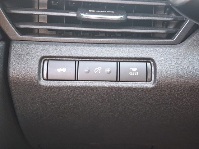 Used 2024 Nissan Altima 2.5 SV image 24