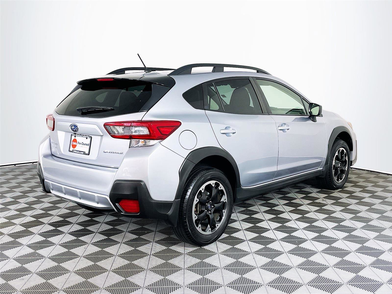 Certified 2023 Subaru Crosstrek 2.0i image 9