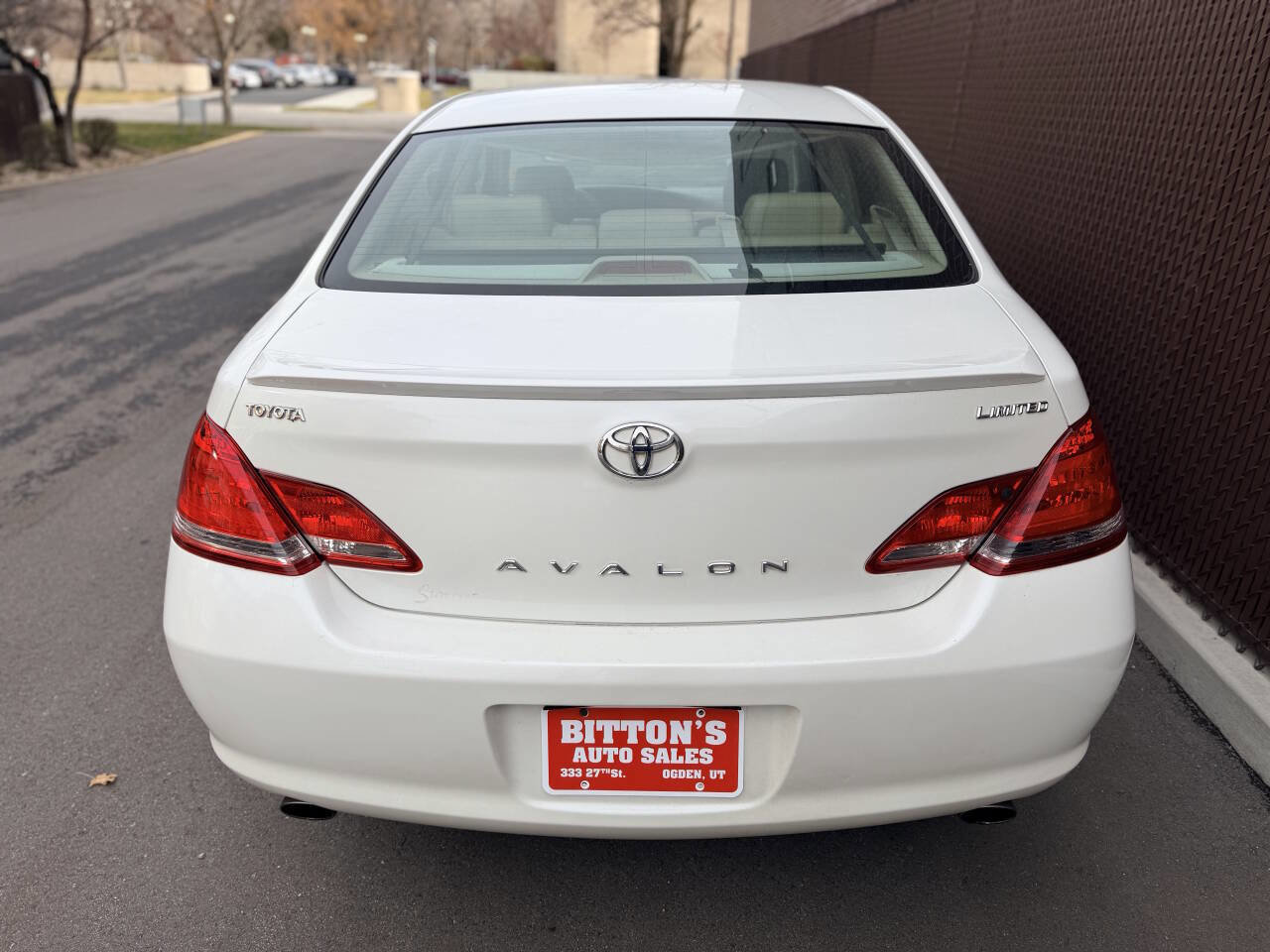 Used 2007 Toyota Avalon Limited image 6