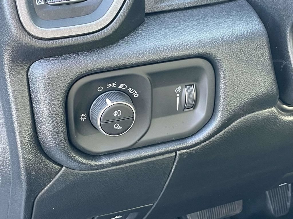 New 2026 RAM 3500 Tradesman w/ Chrome Appearance Group A AWD/4WD image 27