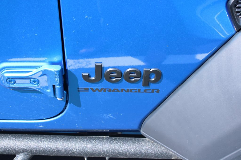 Used 2024 Jeep Wrangler Unlimited Sport AWD/4WD image 4