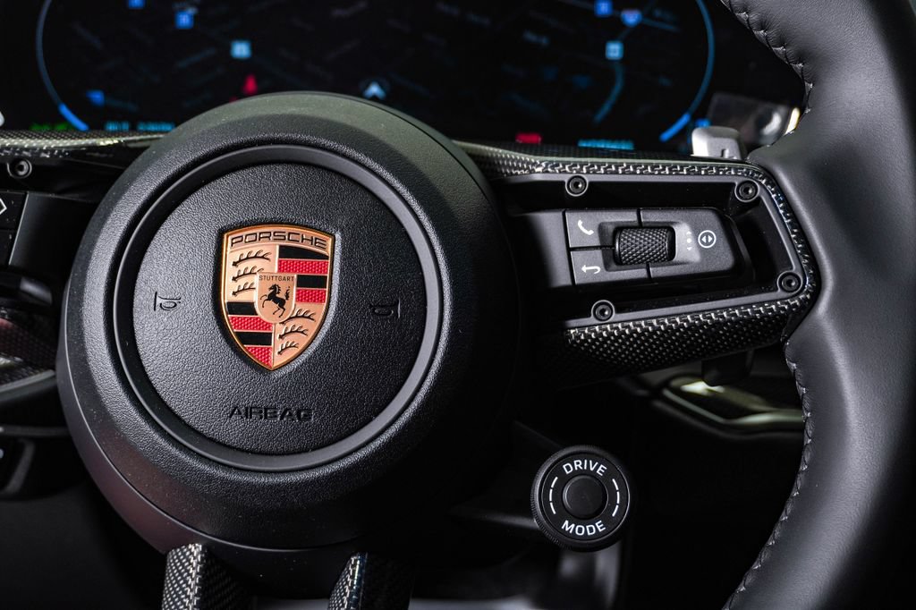 New 2026 Porsche Cayenne Coupe AWD/4WD image 19