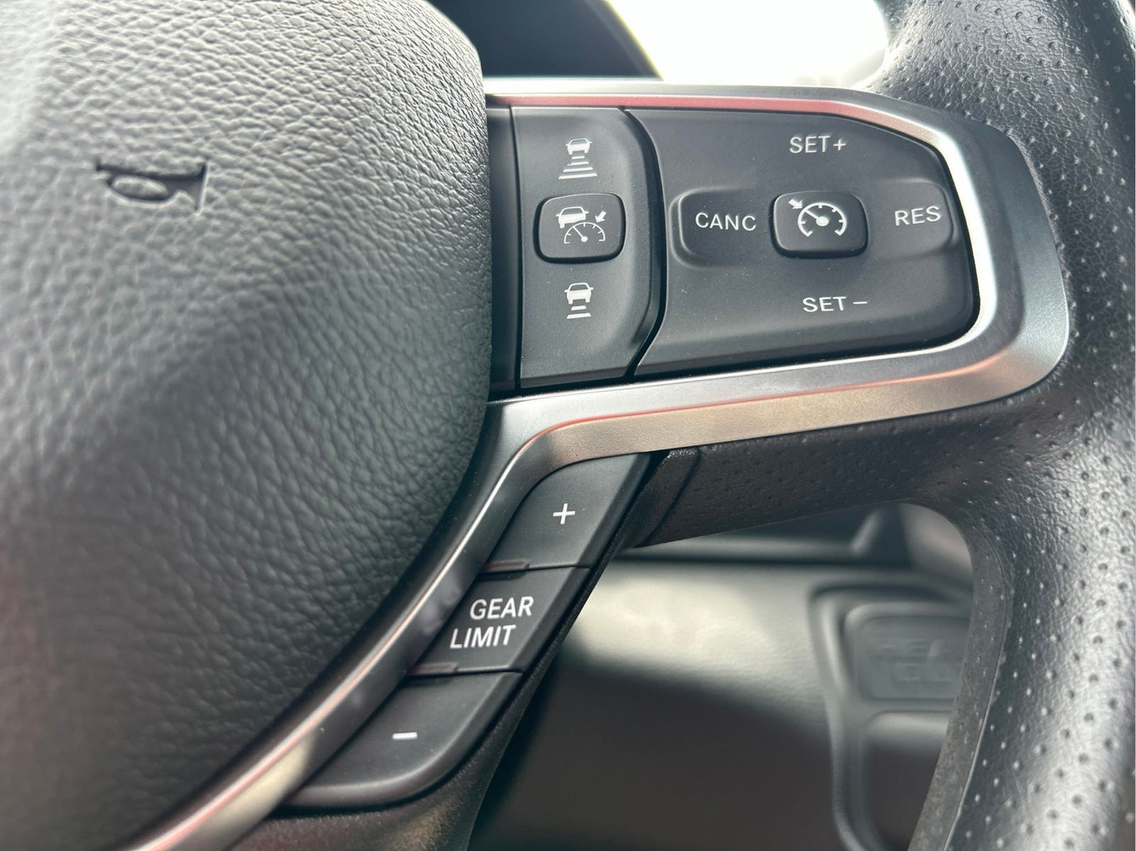 New 2026 RAM 2500 Warlock AWD/4WD image 15