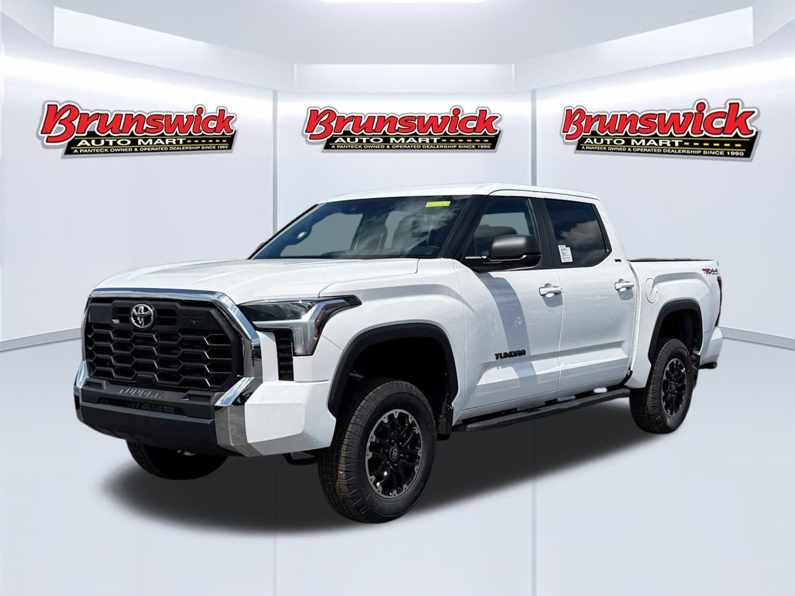 New 2026 Toyota Tundra SR5