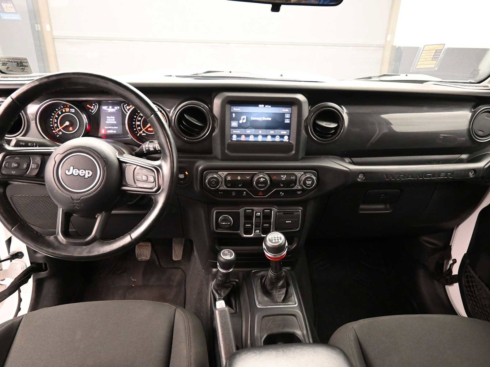 Used 2022 Jeep Wrangler Unlimited Sport AWD/4WD image 17