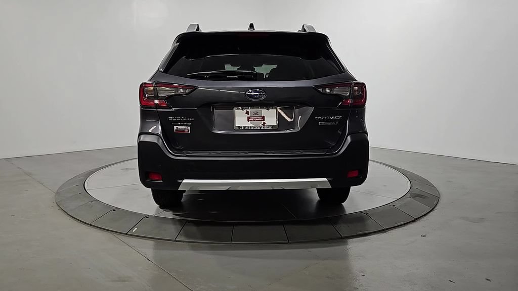 Certified 2025 Subaru Outback Touring AWD/4WD image 5