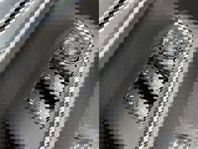 Used 2024 Chevrolet Silverado 2500 LT image 26