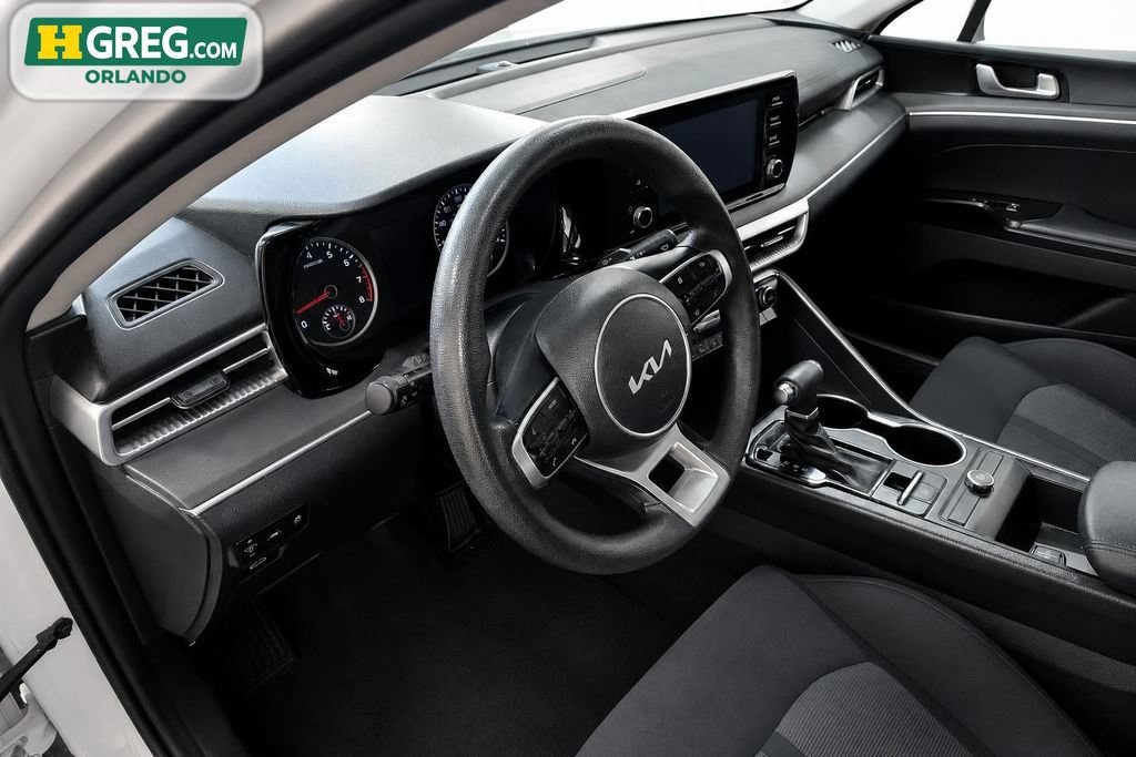 Used 2022 Kia K5 LXS FWD image 11